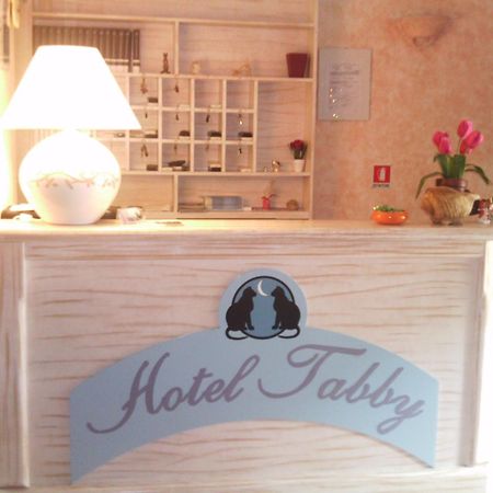 Hotel Tabby Гольфо-Аранчи Экстерьер фото