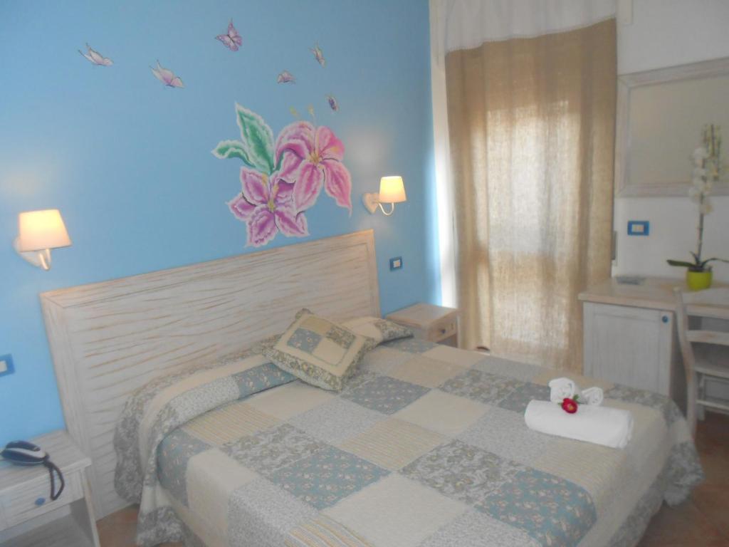 Hotel Tabby Гольфо-Аранчи Номер фото
